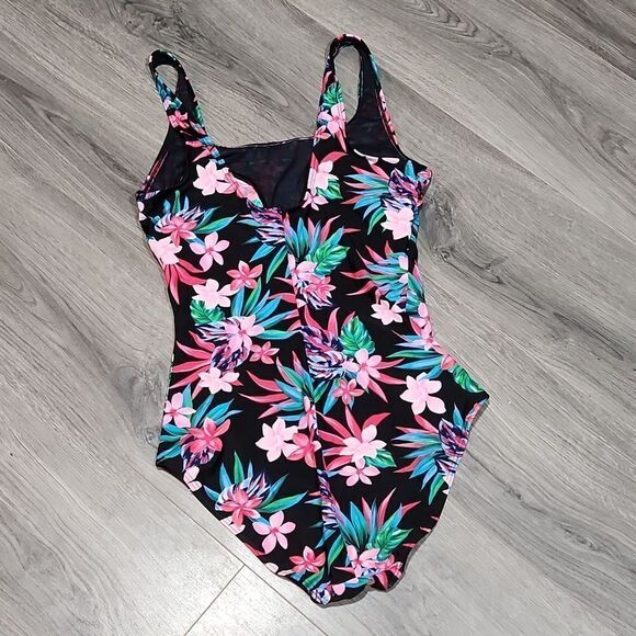 Bright Floral Croft & Barrow One Piece Swimsuit - Picture 6 of 8